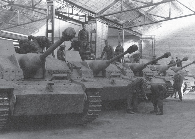 10-я танковая дивизия СС «Фрундсберг» - _7.jpg