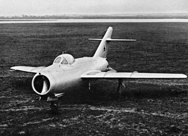 Неизвестный «МиГ». Гордость советского авиапрома - i_037.jpg