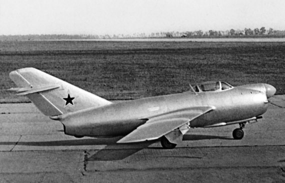 Неизвестный «МиГ». Гордость советского авиапрома - i_042.jpg