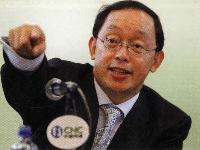 Партия. Тайный мир коммунистических властителей Китая - i_004.jpg