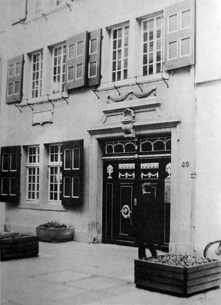 От Гринвича до экватора - p234.jpg