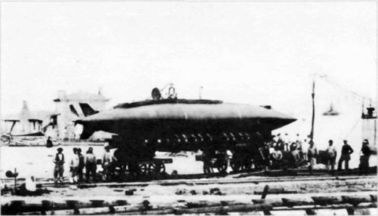 История подводных лодок 1624-1904 - i_174.png