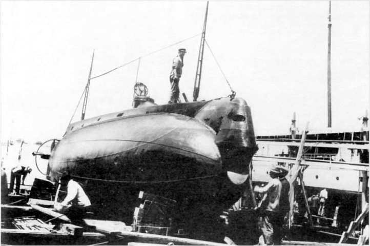 История подводных лодок 1624-1904 - i_228.png