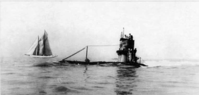 История подводных лодок 1624-1904 - i_248.png