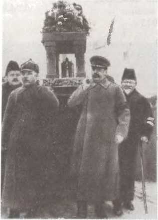 Политбюро. Механизмы политической власти в 1930-е годы - image8.jpg