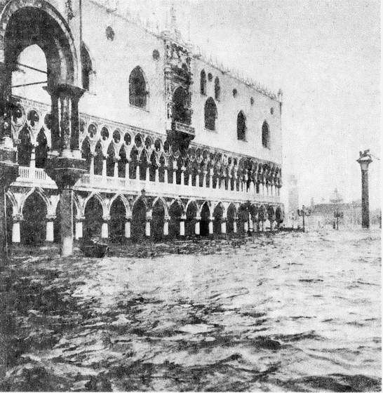 Тонущие города - i_076.jpg