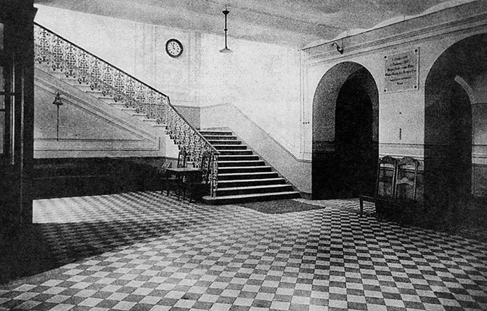 Даниил Хармс. Жизнь человека на ветру - i_033.jpg