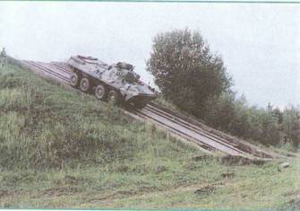 Бронетранспортеры и бронемашины России. Иллюстрированный справочник - pic_109.jpg