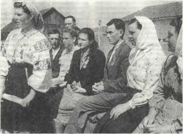 История Украинской ССР в десяти томах. Том девятый - img_34.jpg