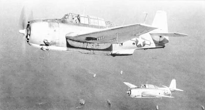 Морская авиация США. Камуфляж и обозначения 1938-1945 - pic_129.jpg