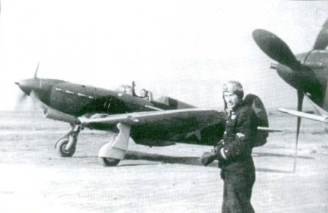 Советские асы пилоты истребителей Як - pic_2.jpg