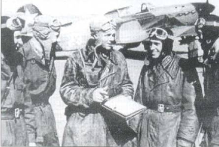Советские асы пилоты истребителей Як - pic_6.jpg