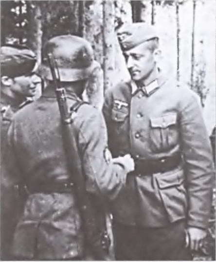 Французский легион на службе Гитлеру. 1941-1944 гг. - i_025.jpg
