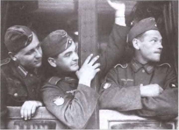 Французский легион на службе Гитлеру. 1941-1944 гг. - i_037.jpg
