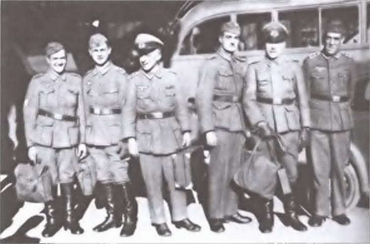 Французский легион на службе Гитлеру. 1941-1944 гг. - i_041.jpg
