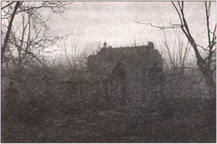 Из жизни английских привидений - i_018.jpg