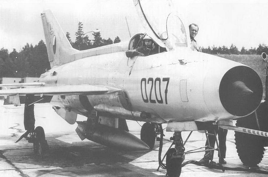 МиГ-21. Особенности модификаций и детали конструкции. Часть 1 - pic_9.jpg