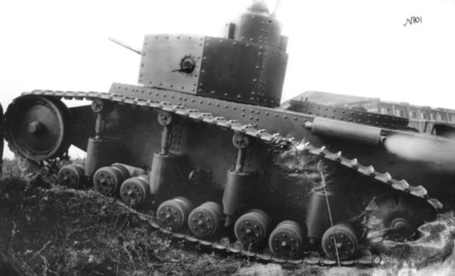 Маневренные танки СССР Т-12, Т-24, ТГ, Д-4 и др. - i_022.jpg