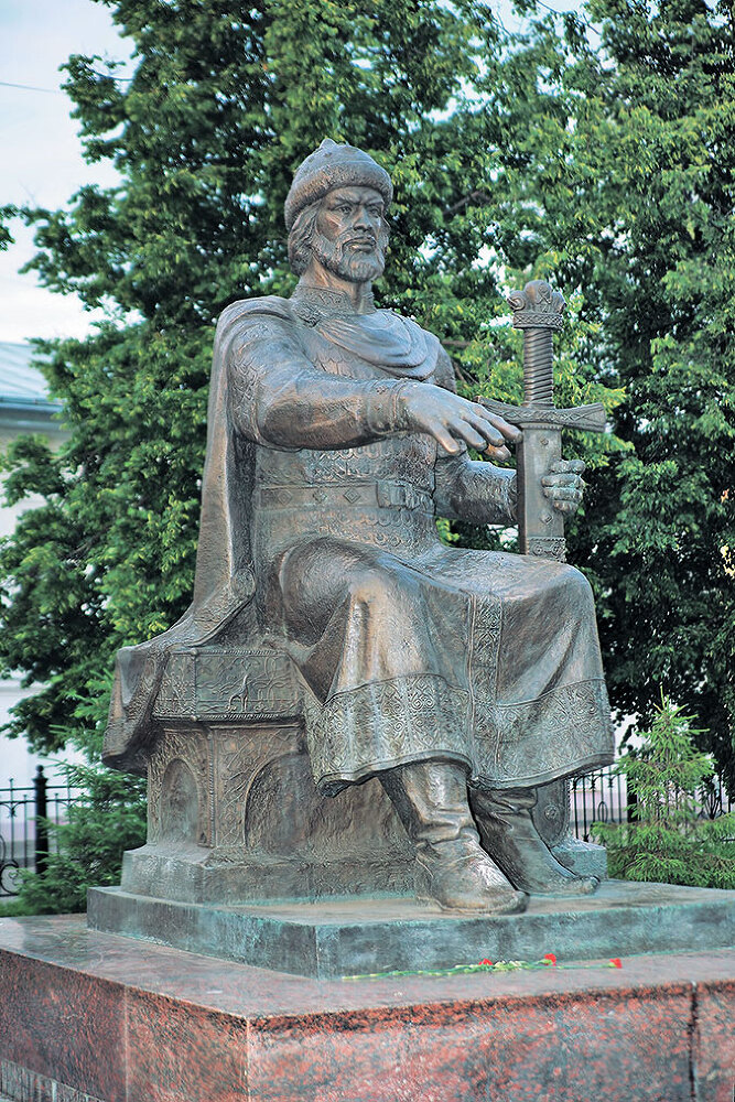 Лица эпохи. От истоков до монгольского нашествия (сборник) - i_127.jpg