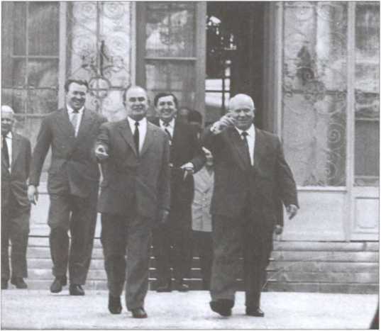 Разведка «под крышей». Из истории спецслужбы - image23.jpg