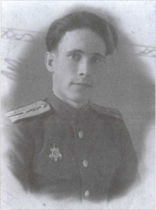 Разведка «под крышей». Из истории спецслужбы - image24.jpg