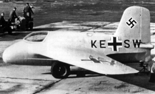 Me 163 «Komet» — истребитель «Летающих крепостей» - i_018.jpg