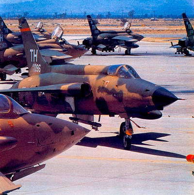 Штурмовики и истребители-бомбардировщики - pic_185.jpg