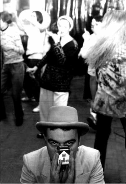 Корпорация счастья. История российского рейва - i_005.jpg