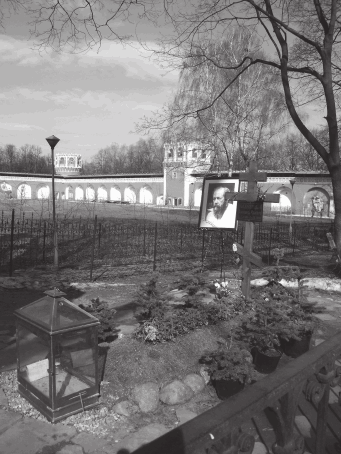 История московских кладбищ. Под кровом вечной тишины - i_009.png