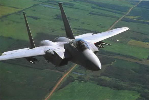 Энциклопедия современной военной авиации 1945 – 2002 ч 3 Фотоколлекция - pic_211.jpg