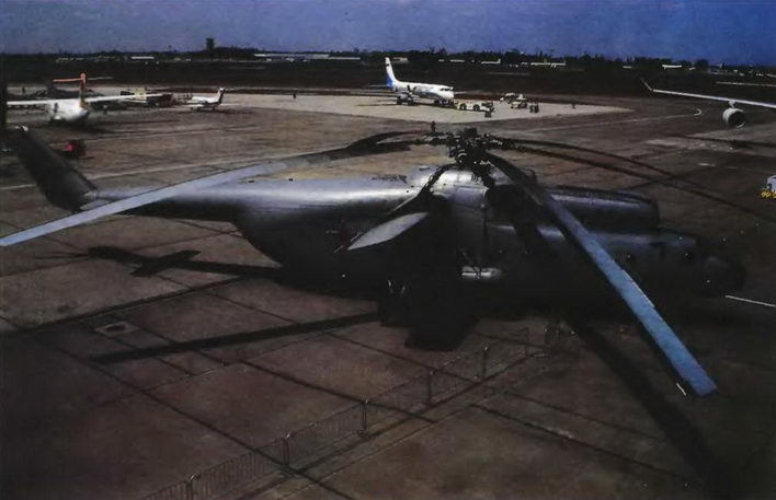 Энциклопедия современной военной авиации 1945 – 2002 ч 3 Фотоколлекция - pic_244.jpg