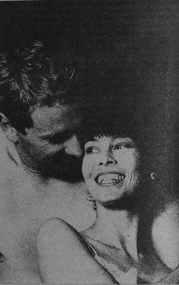 Любовница авантюриста. Дневная Красавица. Сказочные облака - i_002.jpg