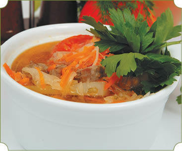 Аппетитное жаркое, гуляш, кулеш, солянки, плов, рагу и другие блюда в горшочках - i_019.jpg