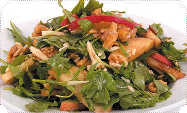 Холодные и теплые салаты. Мясные, рыбные, овощные, корейские, постные + 50 салатных заправок - i_002.jpg