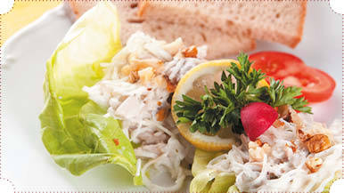 Холодные и теплые салаты. Мясные, рыбные, овощные, корейские, постные + 50 салатных заправок - i_007.jpg