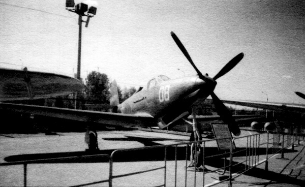 Истребитель p-63 «кингкобра» - i_085.jpg