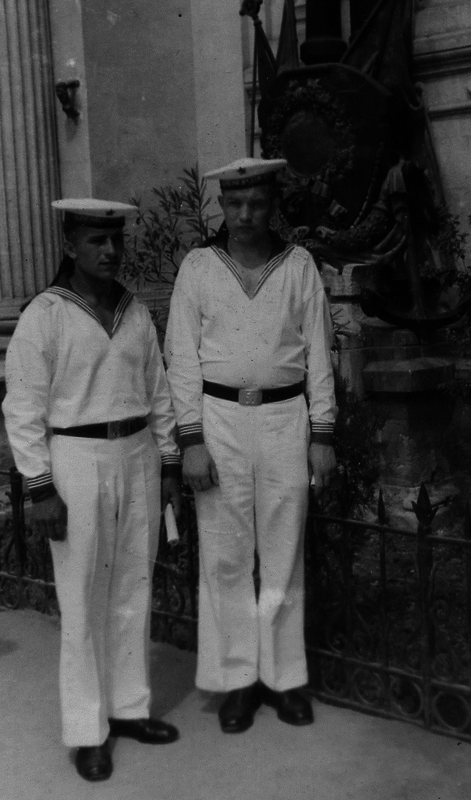 Нептуну на алтарь (СИ) - i_024.png