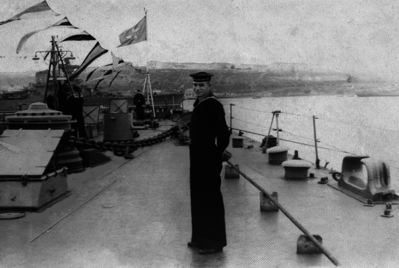 Нептуну на алтарь (СИ) - i_026.png