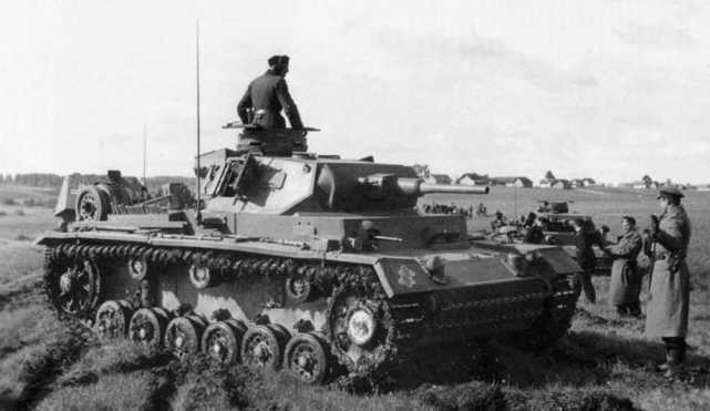 Panzer III. Стальной символ блицкрига - i_020.jpg