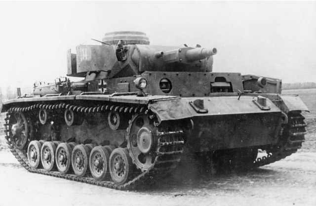 Panzer III. Стальной символ блицкрига - i_032.jpg