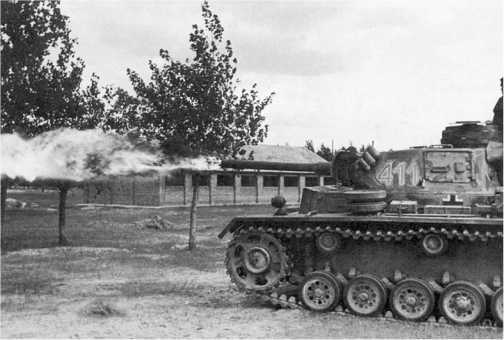 Panzer III. Стальной символ блицкрига - i_062.jpg