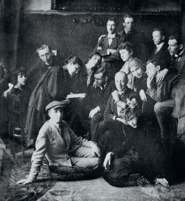 Последняя улыбка Серебряного века. Строчки и кумиры Ирины Одоевцевой, родившейся 120 лет назад - _2.jpg_0