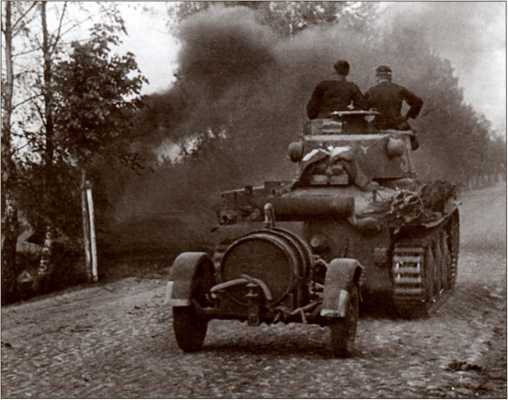 Первые Т-34<br />(Боевое применение) - i_077.jpg