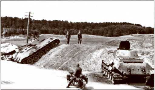 Первые Т-34<br />(Боевое применение) - i_079.jpg