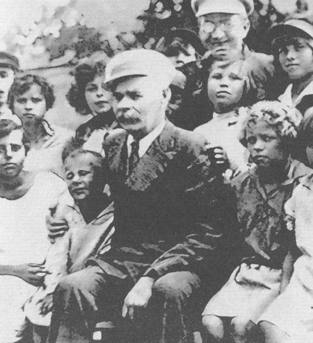 Горький без грима. Тайна смерти - i_018.jpg