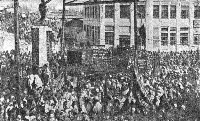 Чадра<br />Происхождение покрывала у мусульманской женщины и борьба с ним - i_009.jpg