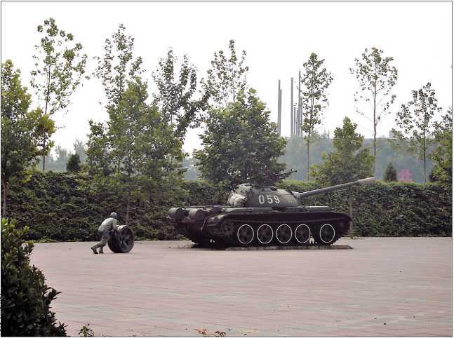 Все китайские танки<br />«Бронированные драконы» Поднебесной - i_040.jpg