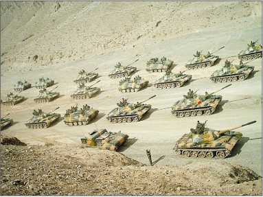 Все китайские танки<br />«Бронированные драконы» Поднебесной - i_051.jpg