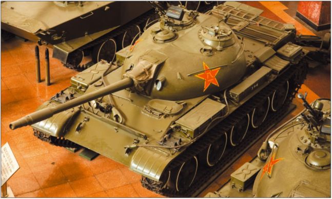 Все китайские танки<br />«Бронированные драконы» Поднебесной - i_135.jpg