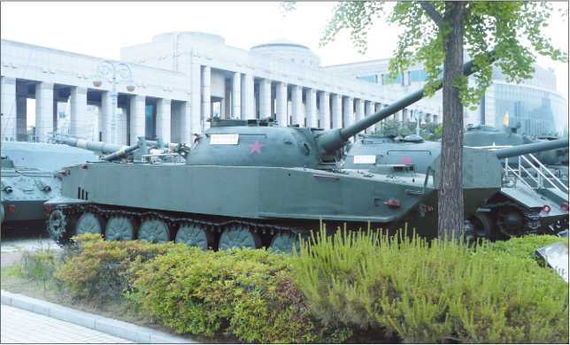 Все китайские танки<br />«Бронированные драконы» Поднебесной - i_145.jpg
